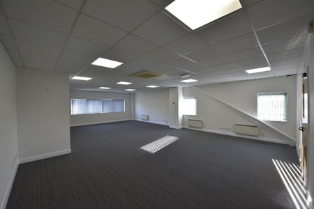 Unit 4B, Mount Pleasant Business Centre, Oldham, Industrial/Logistics To Let - wqmvoi7Q.jpeg