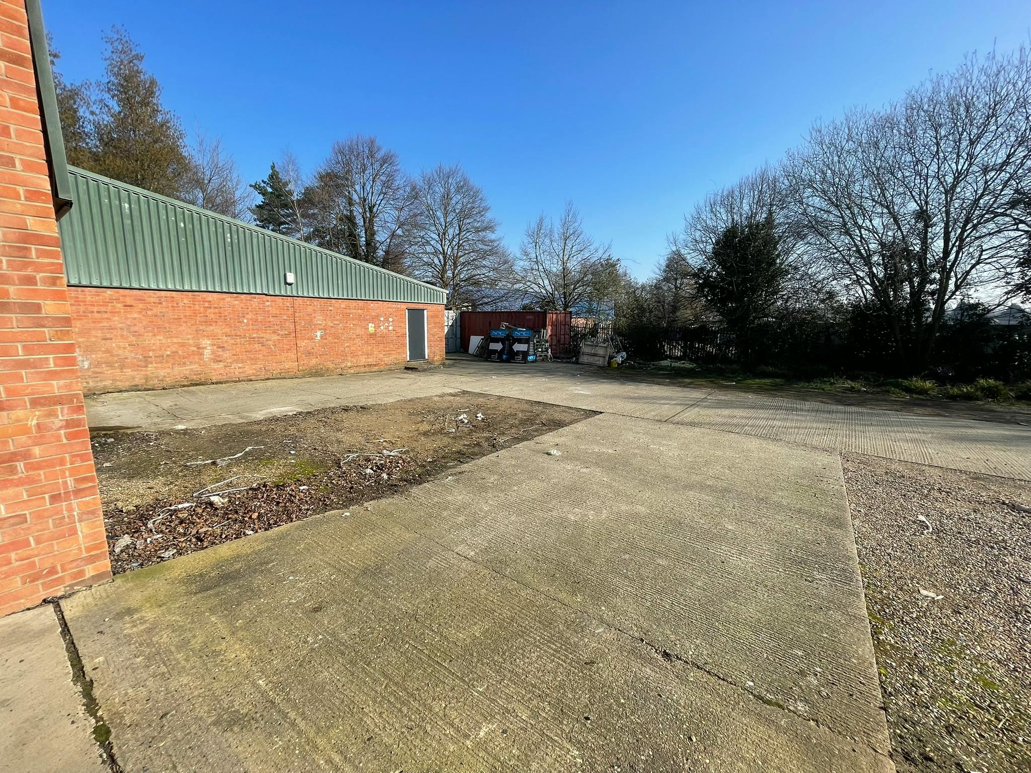 Unit 1 and Unit 2, 1 Frensham Road