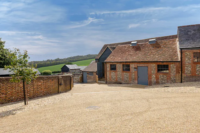 Manor Farm Barns, Hughenden Manor Estate, High Wycombe, Offices To Let - 115001 Manor Barn Farms (7).jpg