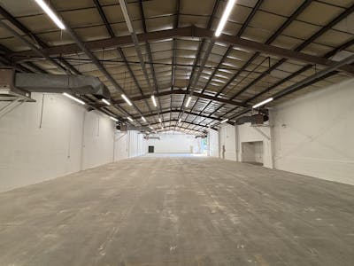 Unit 7, Llandough Trading Estate, Cardiff, Industrial To Let - IMG_2365.jpg