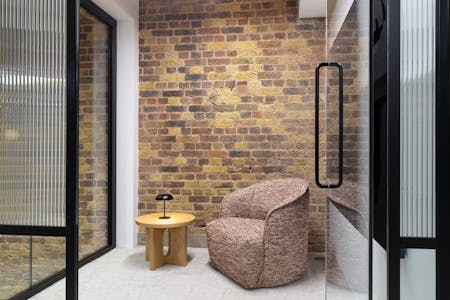 2 Pear Tree Court, Farringdon, Office To Let - 1st Floor - Zoom Booth