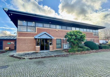 Unit 10 Triangle Business Park, Quilters Way, Aylesbury, Office / Other For Sale - Front Elevation