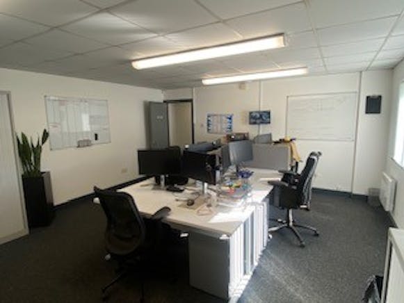 Unit D2, Coatbridge To Let - D2 4.jpg