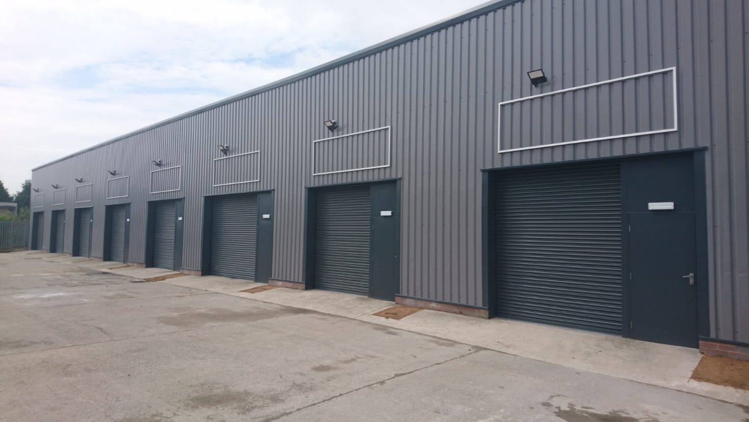 Unit 3-7, Station Lane, Featherstone, West Yorkshire, WF7 6EQ
