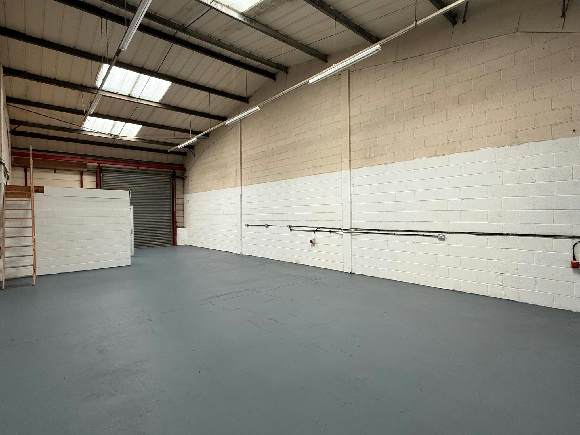 Unit 6 Axis Business Centre, Westmead Trading Estate, Swindon, Industrial To Let - Unit 6 Axis internal.jpg
