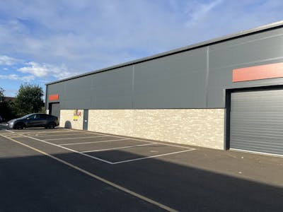 J4 - J6 Parkes Way, Leafbridge, Lincoln, Light Industrial To Let - IMG_5244.jpg