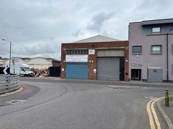 Unit 4D, London To Let - External.jpg