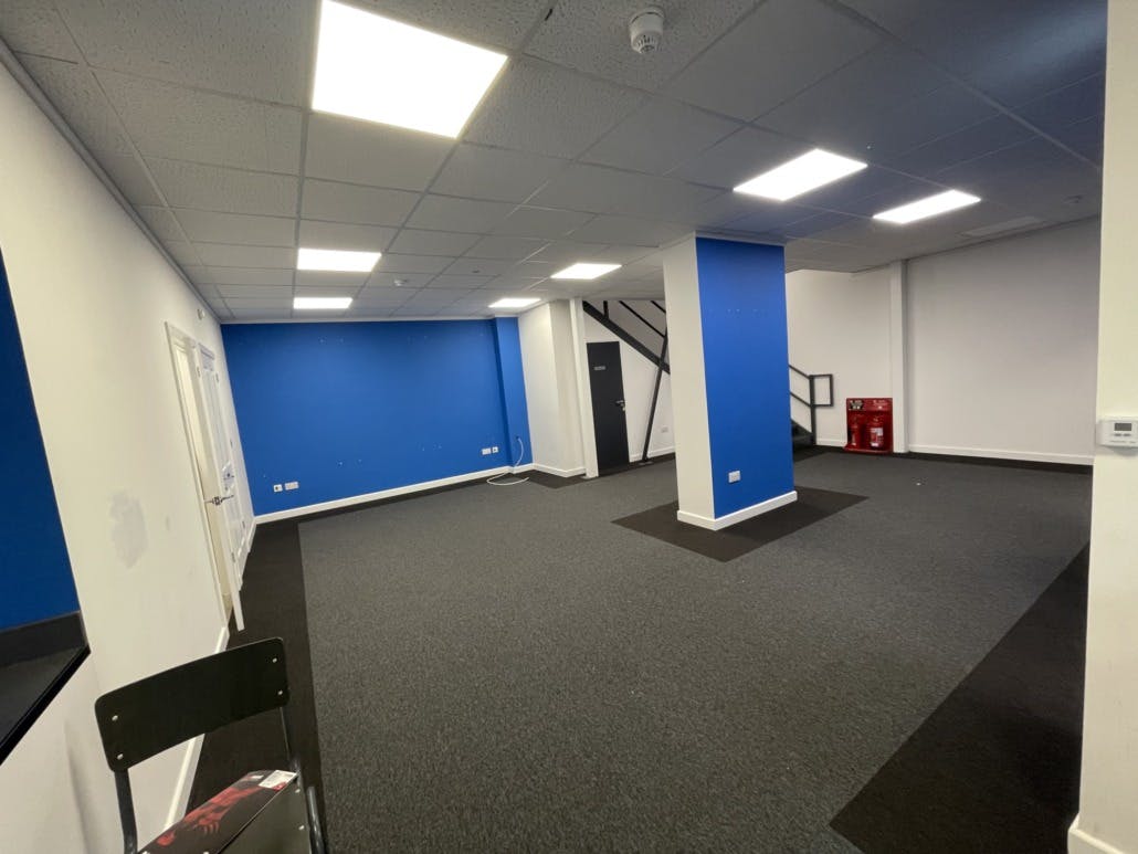 15 Hercules Way, Farnborough, Offices / Warehouse & Industrial To Let - IMG_3715-Sml-1030x773.jpg