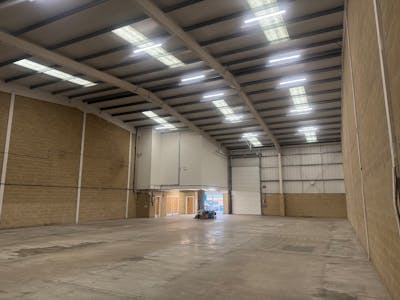 Unit 8 IO Centre, Radway Road,, Swindon, Industrial / Warehouse To Let - 7.jpg