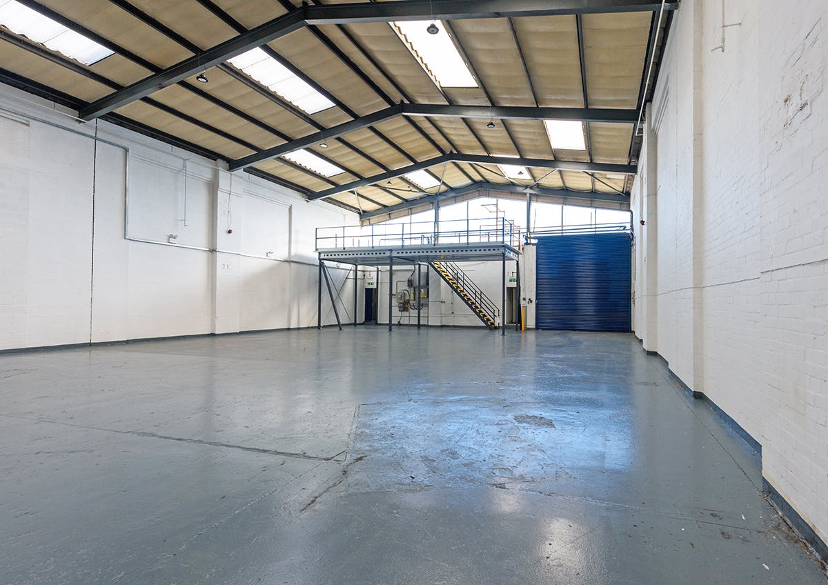 Industrial Unit in Cradley Heath - photo 2