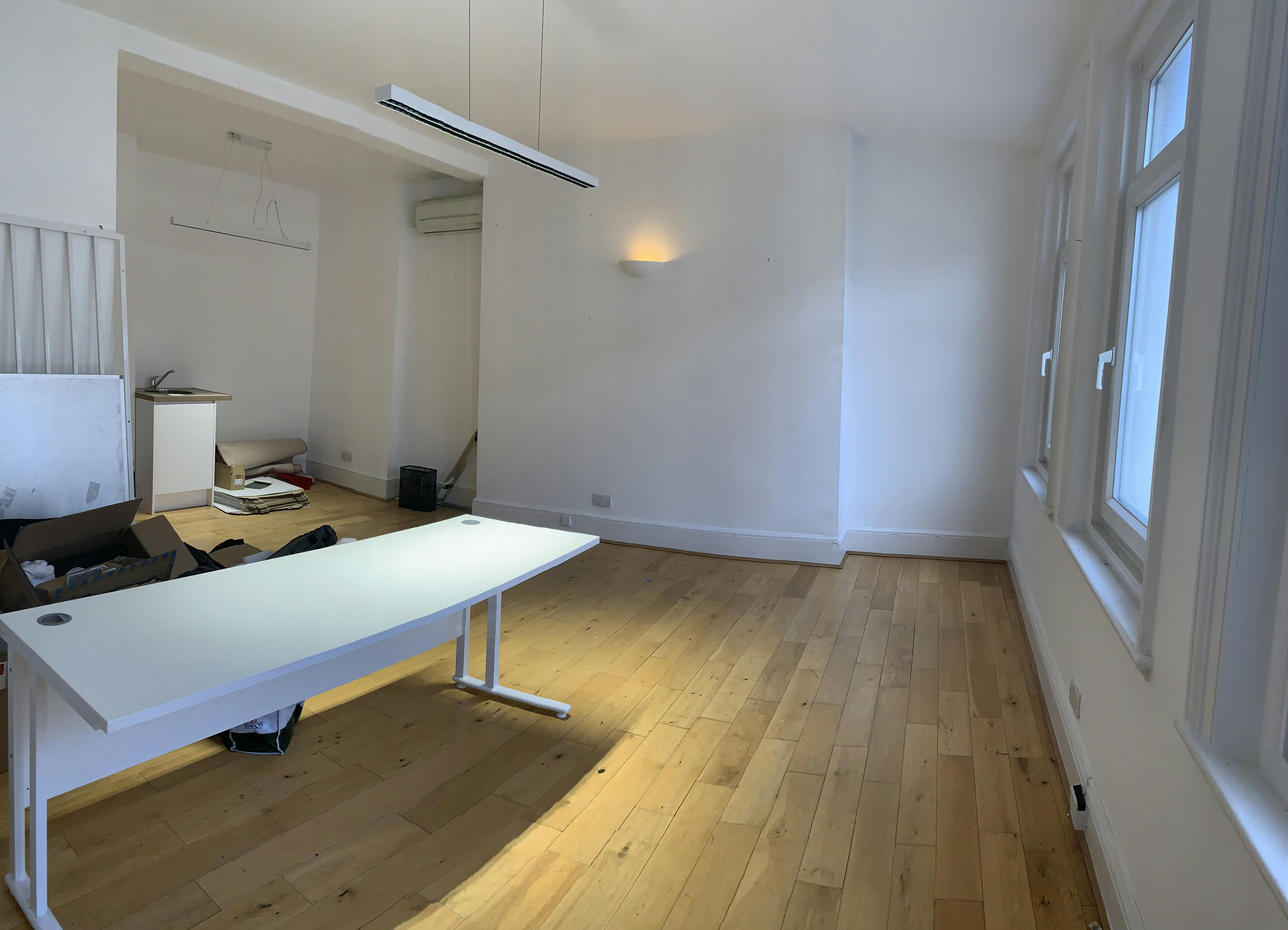 Office (E Class) – 60 Tottenham Court Road - IMG_9968 2nd Front.jpg