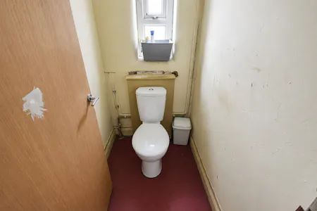 Unit 3 Tower Works, Manchester, Distribution Warehouse / Industrial / Industrial / Storage / Light Industrial / Warehouse / Industrial / Warehouse / Workshops To Let - Toilet