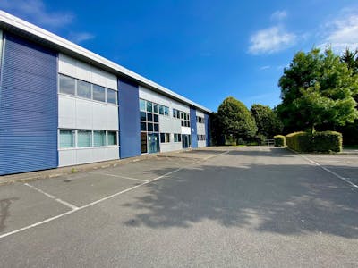 Units 3-4, York Park, Bridgend, Industrial To Let - Image 1