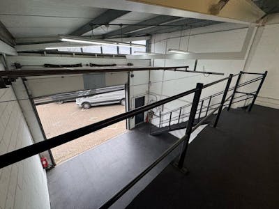 Unit 8, Rutland Studios, London, Industrial/Logistics To Let - 8c81f4ab8c4d4d67a412d7ab01fb1d0c.jpg