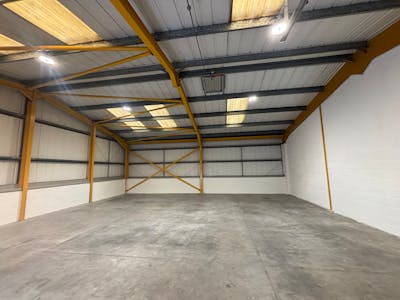 Unit 36, Aberaman Park Industrial Estate, Aberdare, Industrial To Let - IMG_7242.jpeg