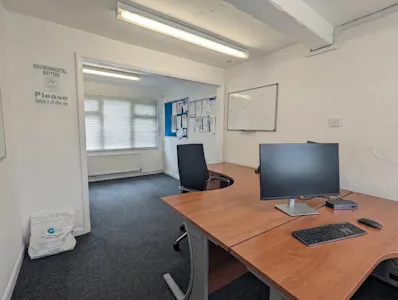 64-70 Amwell Street, Hoddesdon, Office / Sui Generis For Sale - WF23E920-N.jpg