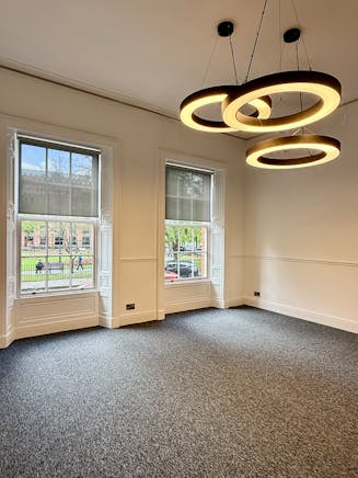 37 Park Square North, Leeds, Office To Let - 20260416_112644669_iOS.jpg