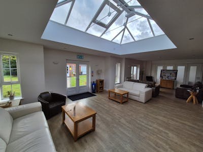 Beechwood Cancer Care Centre, Chelford Grove, Stockport, D1 (Non Residential Institutions) / Office / Residential For Sale - 20250901_152623.jpg
