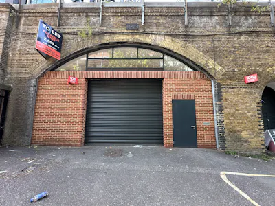 Arch 106 Randall Road, Vauxhall, Industrial To Let - 20260624_144601237_iOS.jpg