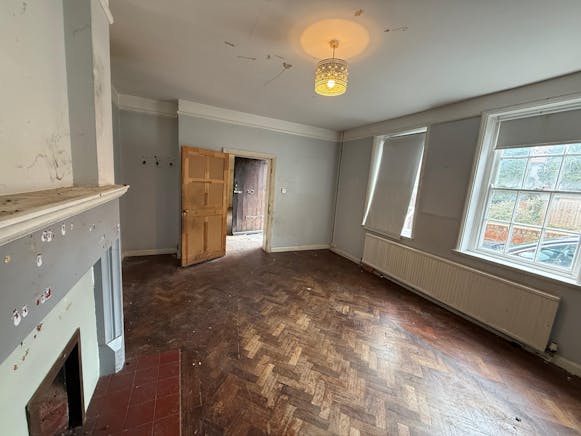 The Rectory, Westcliff-on-Sea For Sale - WhatsApp Image 2026-03-31 at 11.14.13 AM.jpeg