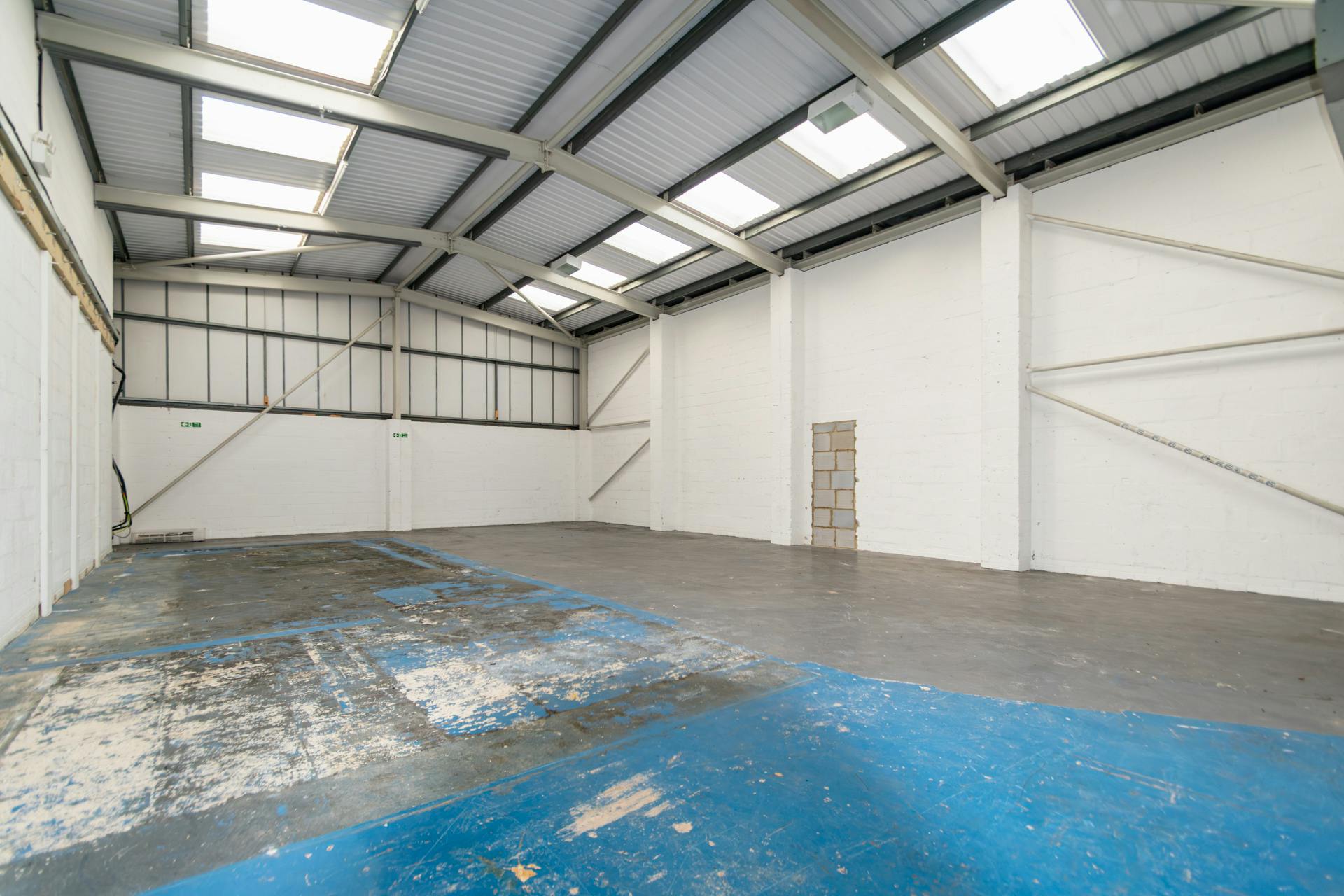 Retail/Shop in Poole - photo 2