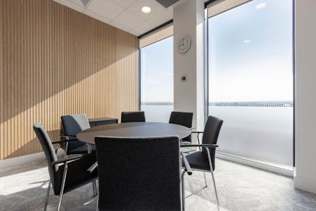 Phoenix Business park, Basildon, Office To Let - 69c532e07eac3ab3516d2c0c_20240719TALIS_ALUKALA-21-p-800.jpg