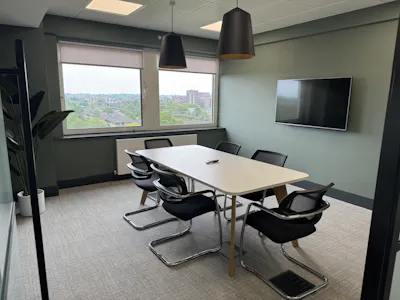 Reading Bridge House, Reading, Office To Let - thumbnail_IMG_7974.jpg
