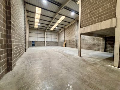 Unit 7, Severnlink Distribution Centre, Chepstow, Industrial To Let - 7 Severnlink 01.jpg