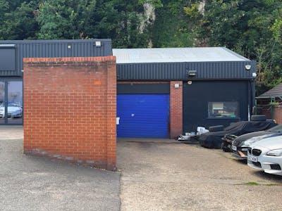 7-10 Station Approach, Hitchin, Automotive / Automotive Roadside (Car Showroom) / Industrial / Industrial Park / Light Industrial / Motortrade / Trade Counter / Trade Counter / Showroom / Workshops / Yard To Let - External 3.jpg