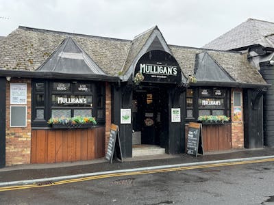 Irish Bar, Restaurant and Function Space with Beer Garden, Mulligan's, Ayr, A3 (Restaurants and Cafes) / Bar / Pub / Restaurant For Sale - IMG_8424.jpg