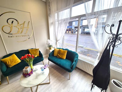 10 Buxton Road, Stockport, Retail To Let - 20251103_100046.jpg