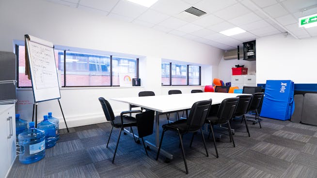 St. Andrews House, The Headrow, Leeds, Office To Let - DSC00180.jpg