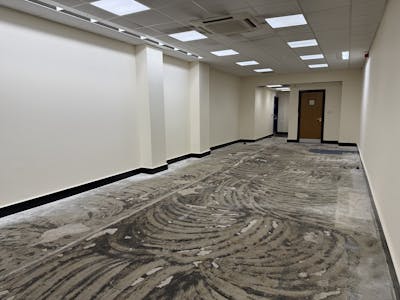 32 Reform Street, Dundee, Retail To Let / For Sale - 20251112_115554451_iOS.jpeg