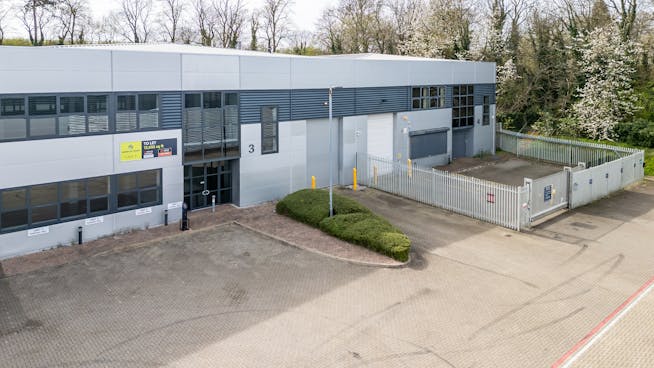 Unit 3, Nimbus Park, Dunstable, Bedfordshire, Warehouse & Industrial To Let - Nimbus_Unit3_11.jpg