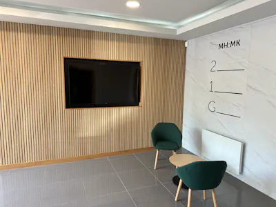Moorgate House, Milton Keynes, Office To Let - Reception 1.jpg