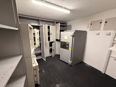 78 High Street, Rayleigh, Office / Retail For Sale - 64de75a5-9006-4f1a-a860-d9752d8ea35b.JPG