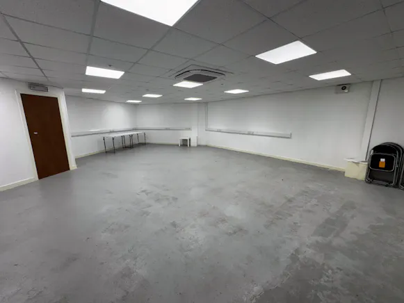 Commercial Premises incorporating two storey office and workshop., Glenburn House, Hamilton For Sale - IMG_5462 2.jpg