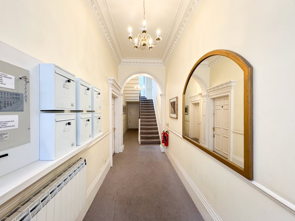 9 Bentinck Street - 9B edit 6.jpg