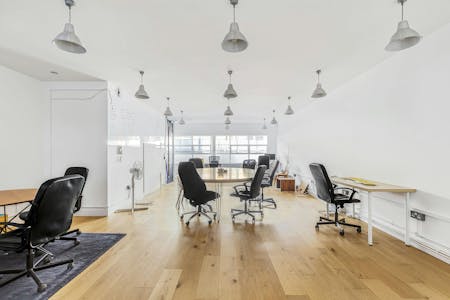 2A The Hangar, London, Office To Let - 2a Hangar Int.jpg