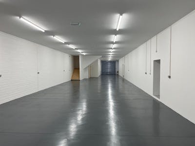 7a & 7b West Mews, London, Industrial/Logistics To Let - 4.jpg