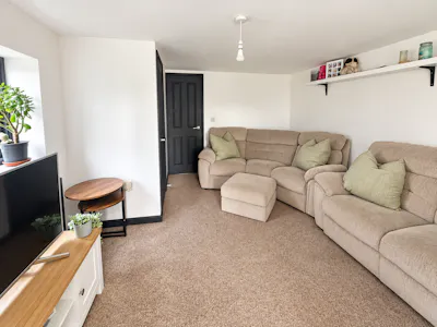 46 Hockley Road, Rayleigh, Investment - Residential / Residential For Sale - Lounge