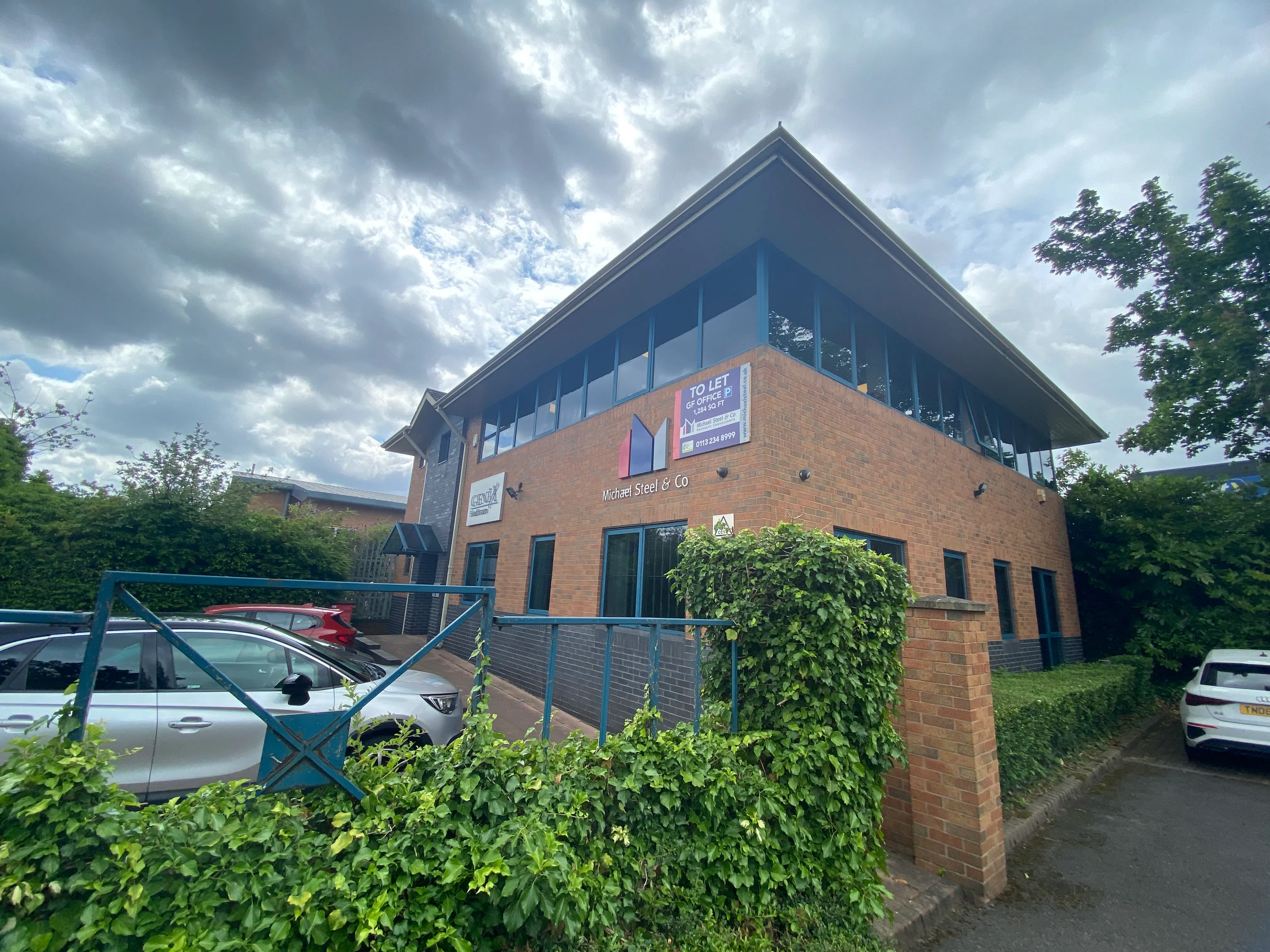 Unit 4, Carlton Court, Leeds, West Yorkshire, LS12 6LT