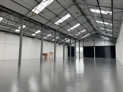 Unit A2 Vale Industrial Estate, Watford, Industrial / Light Industrial / Warehouse To Let - IMG_5989.jpeg
