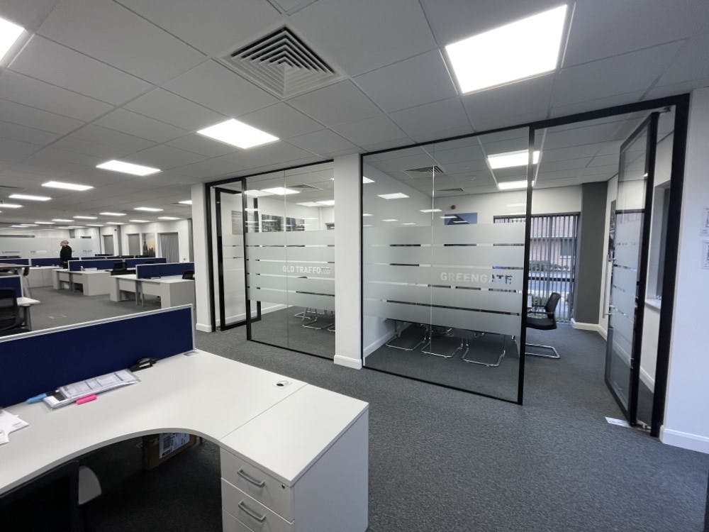 Office in Cheadle - photo 4