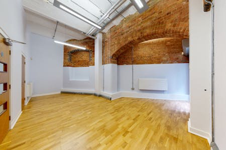 (Ground Floor)  1 Lorenzo Street, London, Office To Let - 1LorenzoSt04212020_094306.jpg