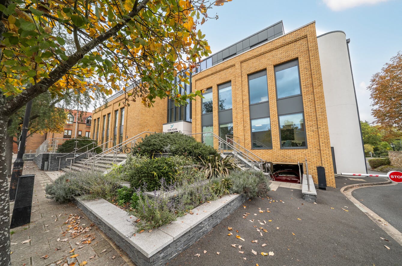 York House, Windsor, Office To Let - 13691081268f0e647d2d5e.jpg