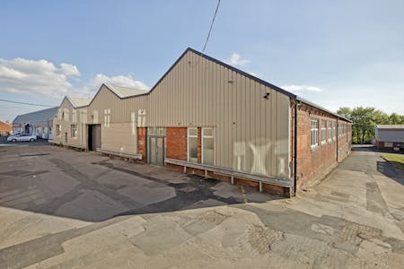 Unit P1, Flexspace, Burley Hill, Leeds, Industrial To Let - IMG_5641.jpg