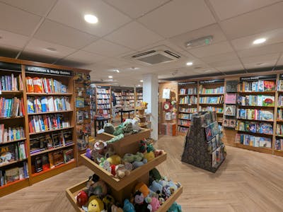 68-70 High Street, Godalming, Investment / Retail For Sale - 1000007787.jpg