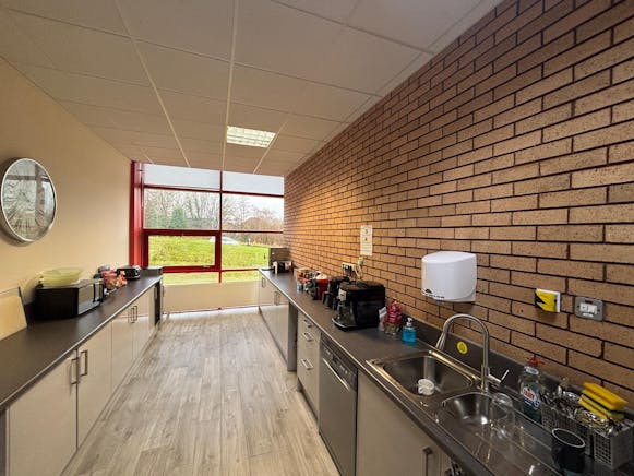 1 Redwood Court, East Kilbride, Industrial / Offices To Let - PHOTO-2026-01-07-09-41-46.jpg
