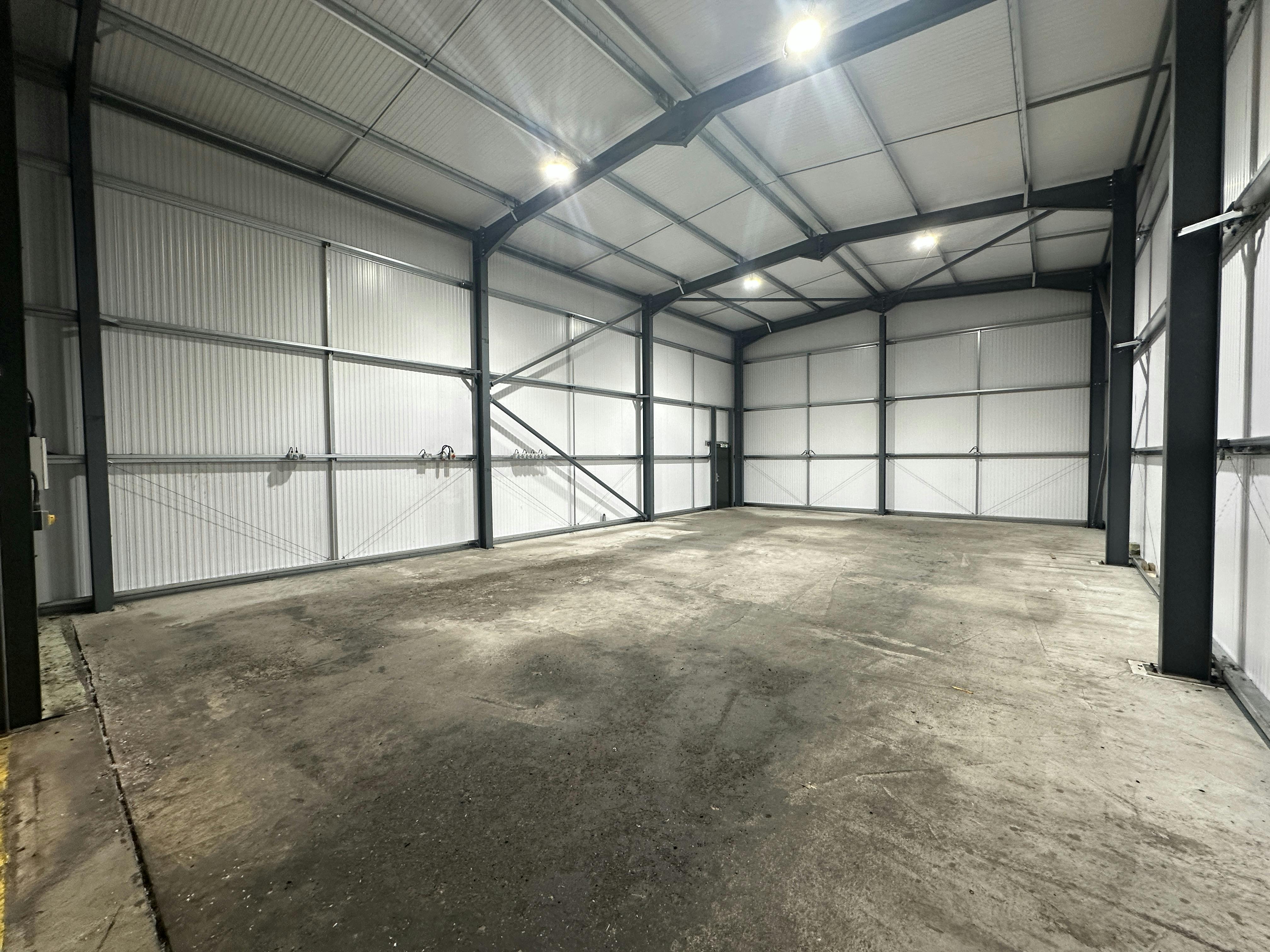 1 Passfield Mill Business Park, Passfield, Liphook, Industrial / Warehouse To Let - IMG_8924.JPG